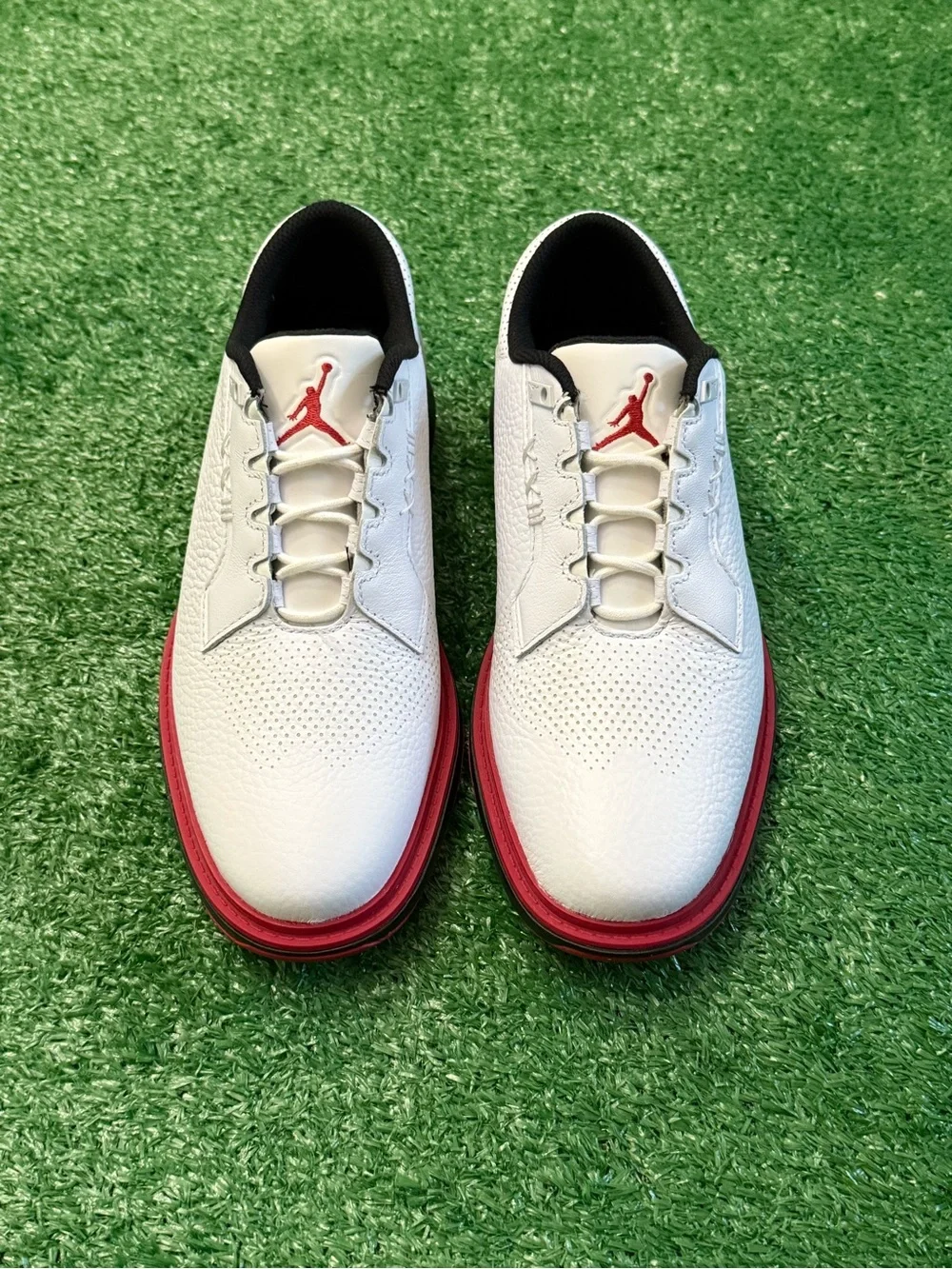 Jordan ADG 5 Golf Shoes – White/Black/Varsity Red – Men’s Size 7.5 – Brand New